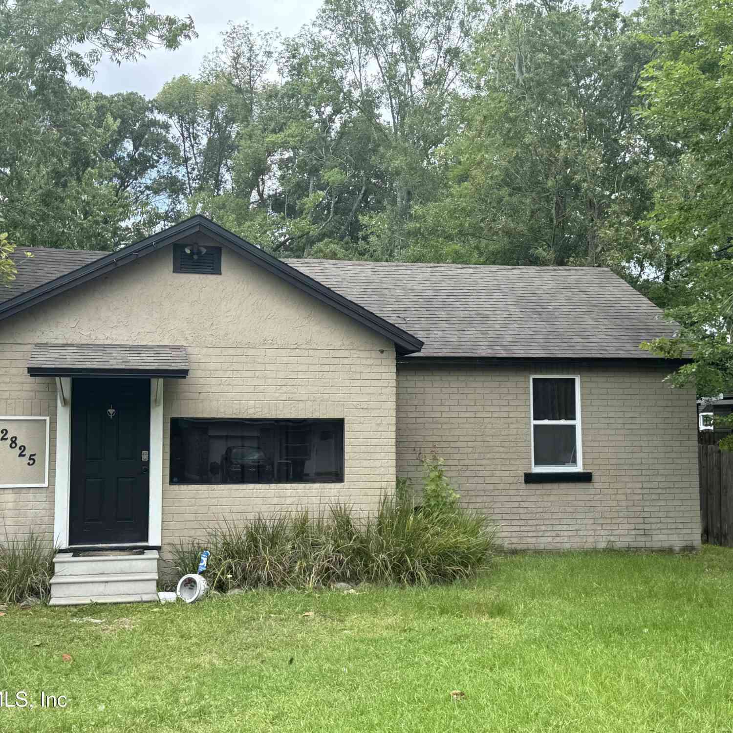 Homes For Sale - 2825 Lowell Avenue<br/> Jacksonville, FL 32254