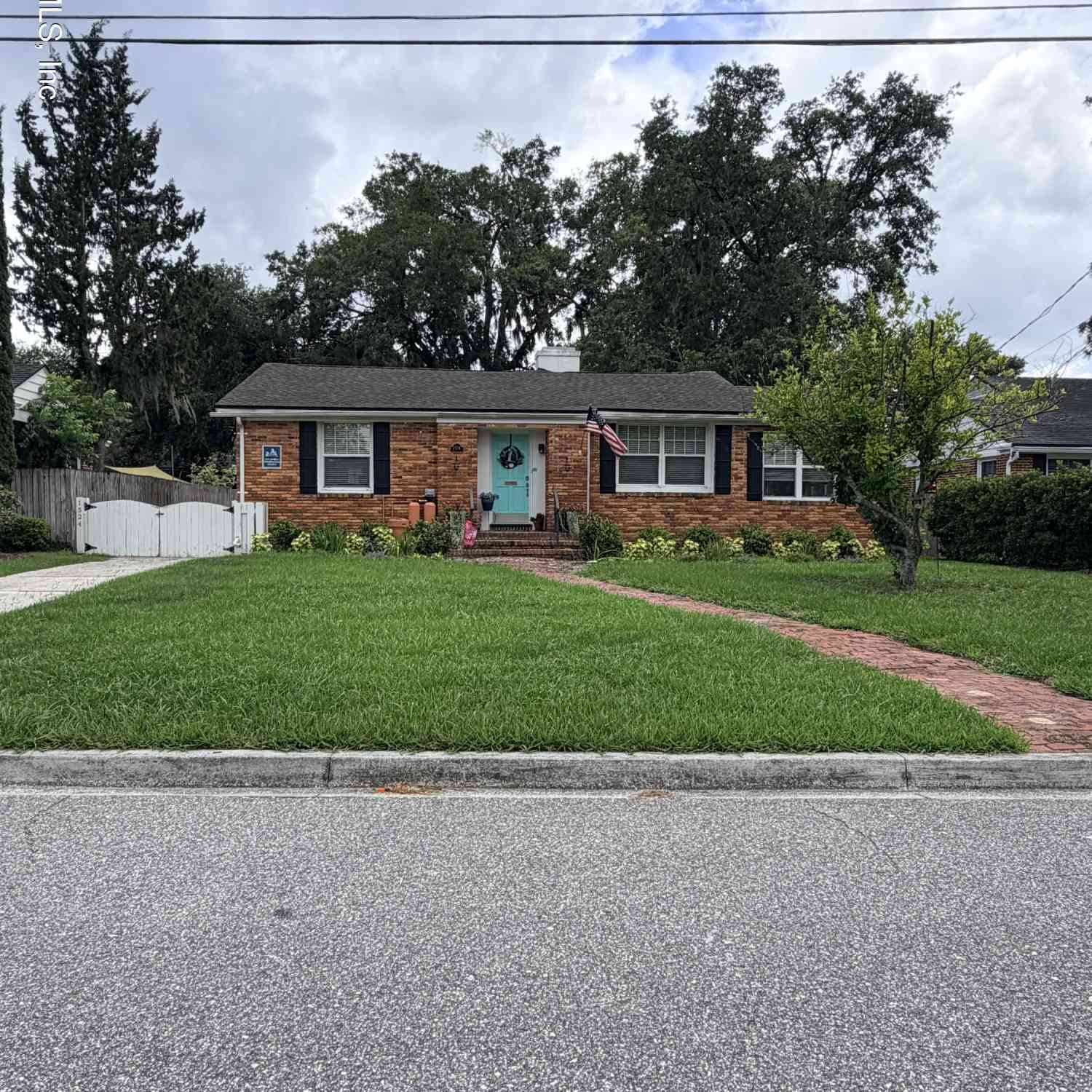 Homes For Sale - 1524 Kingswood Road<br/> Jacksonville, FL 32207