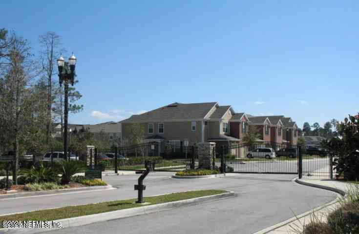 Townhouse For Sale - 4120 Crownwood Drive<br/> Jacksonville, FL 32216
