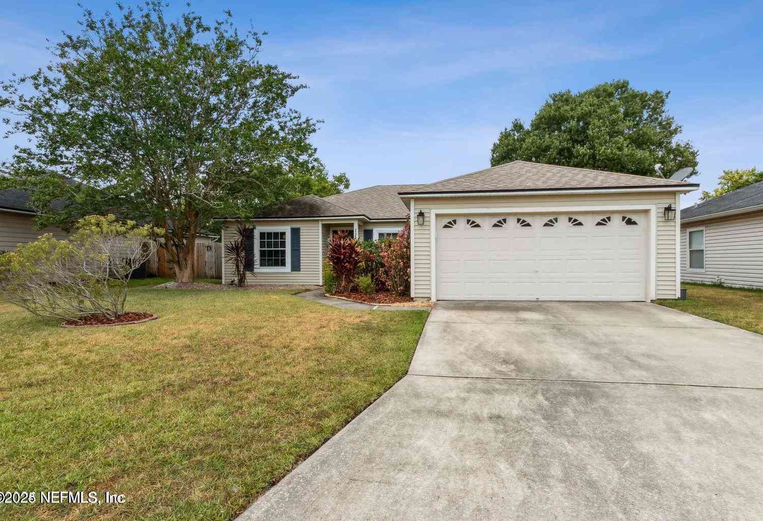 Homes For Rent - 11546 Twin Oaks Trail<br/> Jacksonville, FL 32258