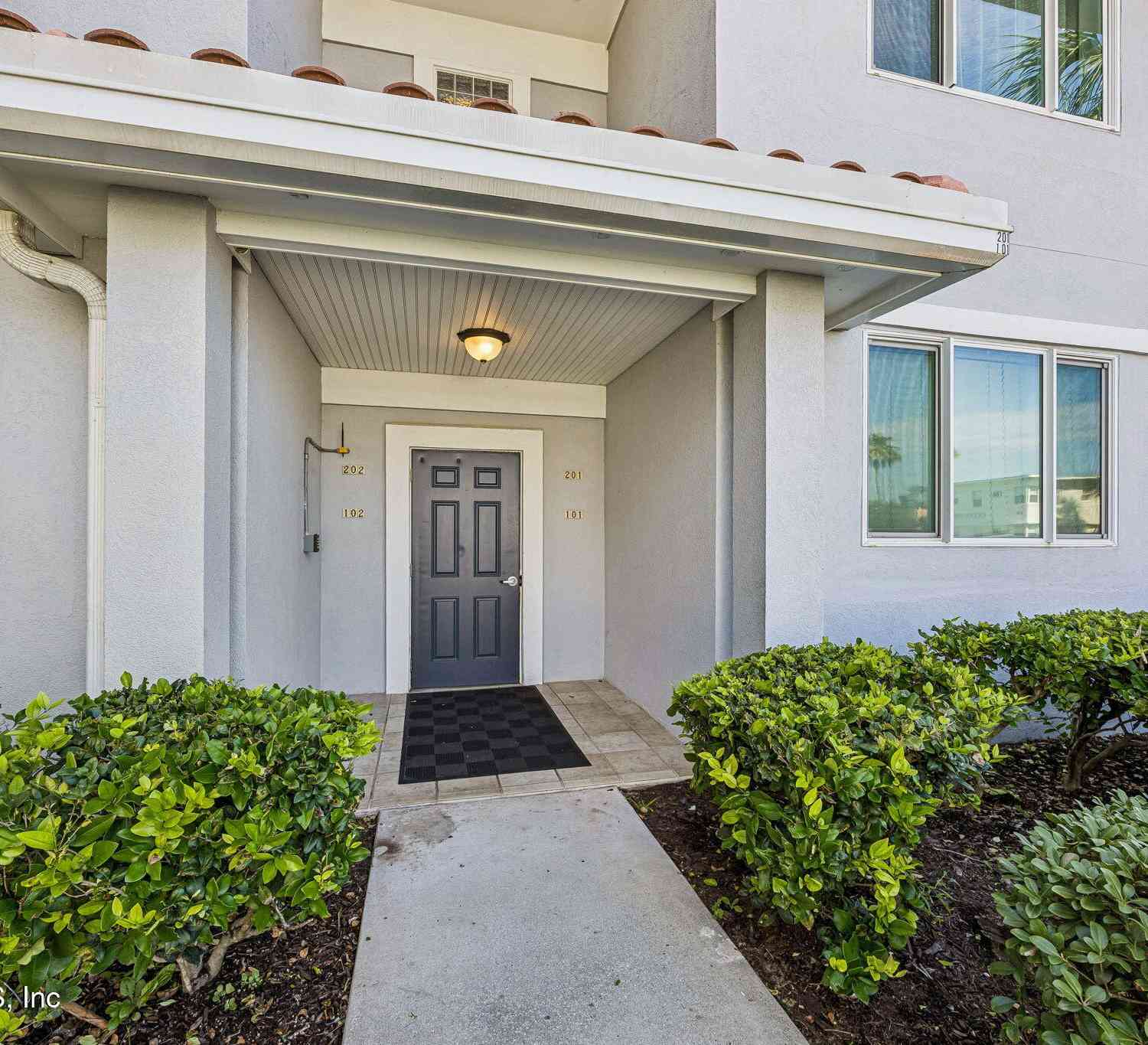 Condo For Sale - 201 N 10th Avenue #102N<br/> Jacksonville Beach, FL 32250