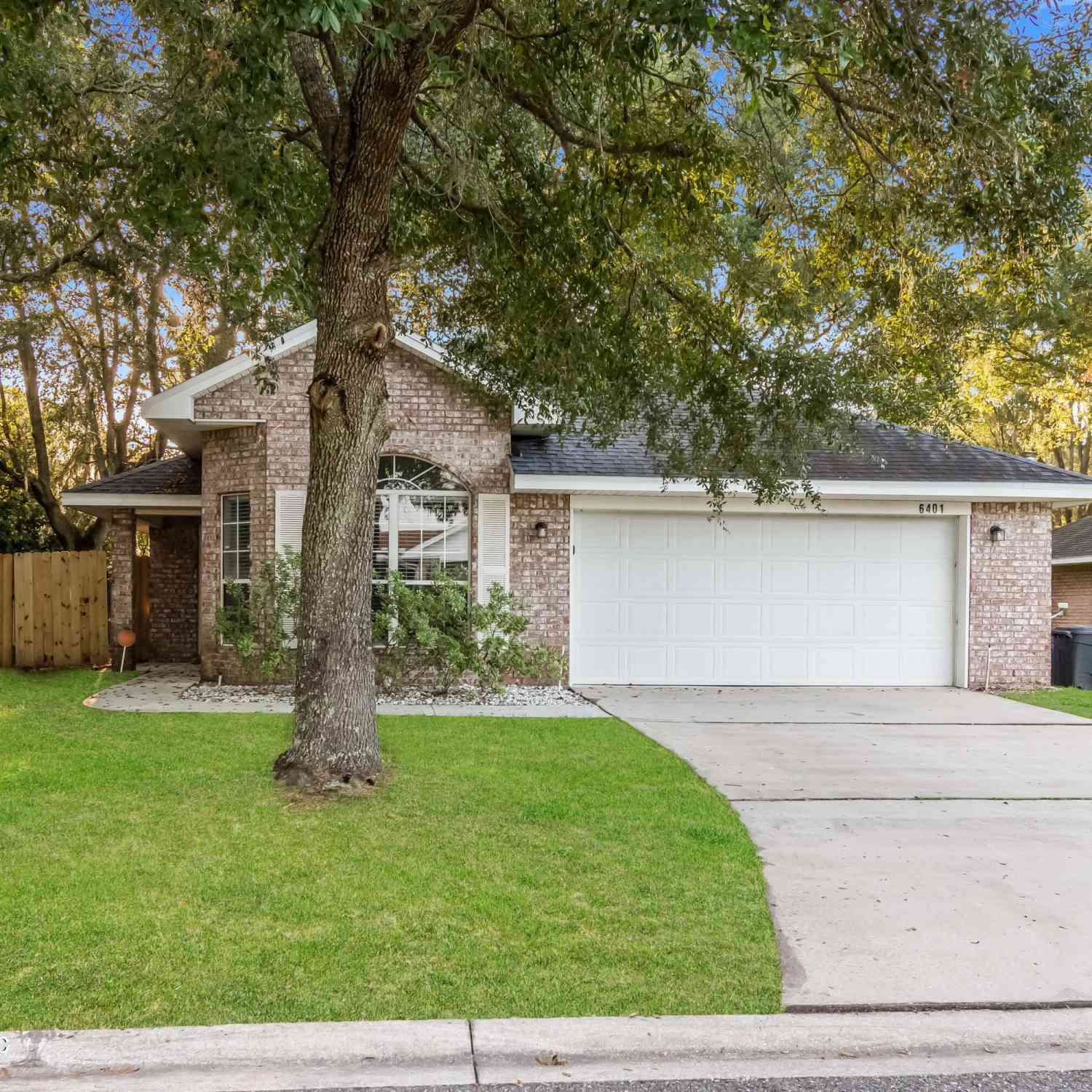 Homes For Rent - 6401 Sarahs View Court<br/> Jacksonville, FL 32244