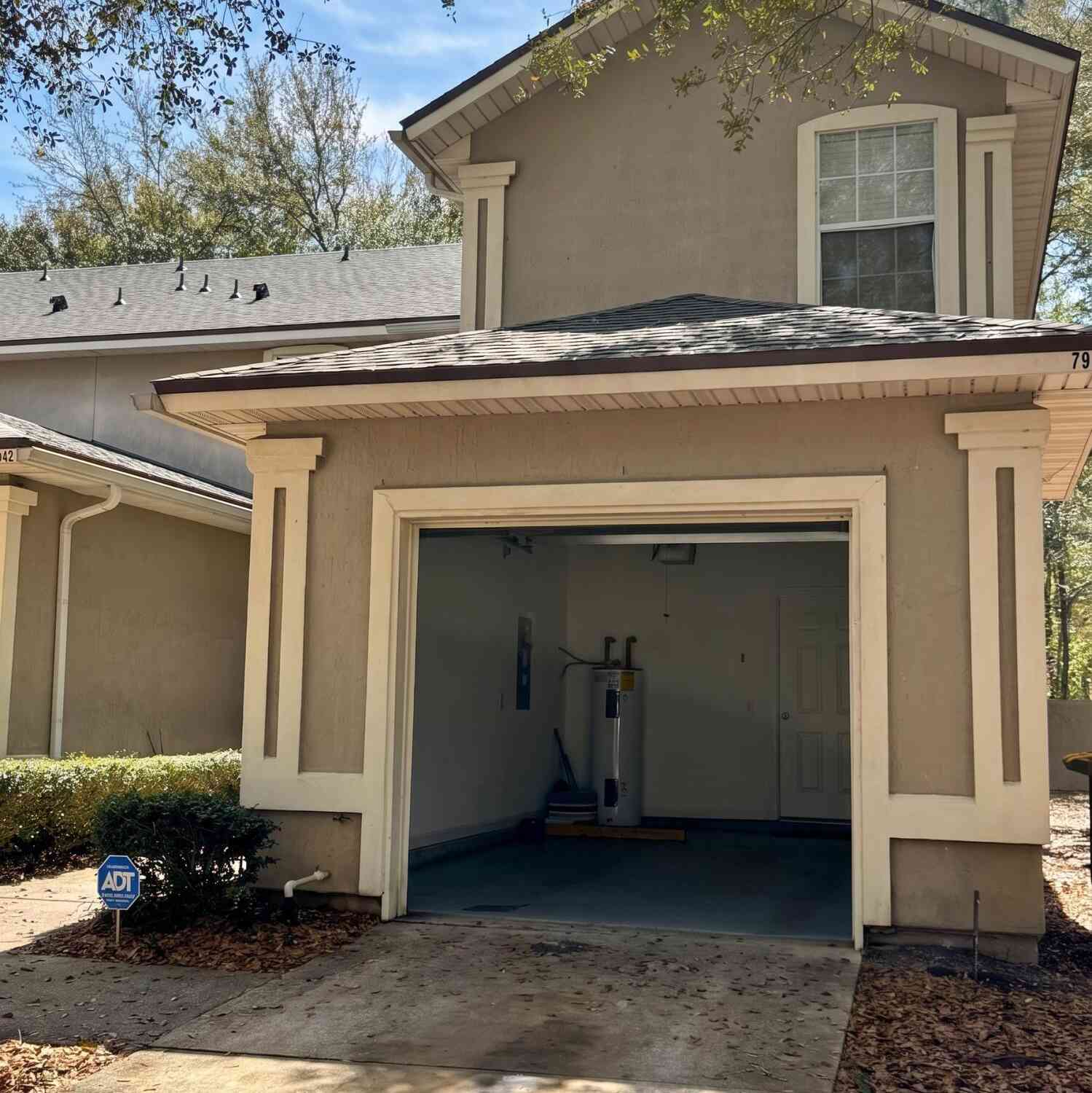 Townhouse For Rent - 7946 Melvin Road<br/> Jacksonville, FL 32210