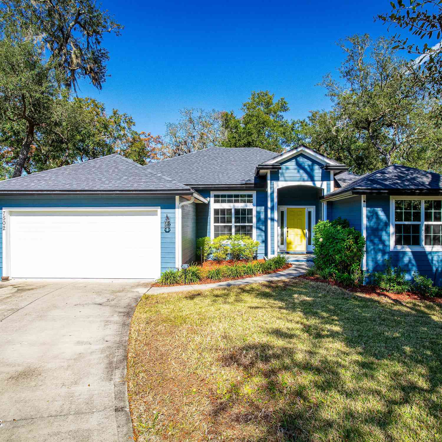 Homes For Sale - 7502 Ortega Bluff Parkway<br/> Jacksonville, FL 32244