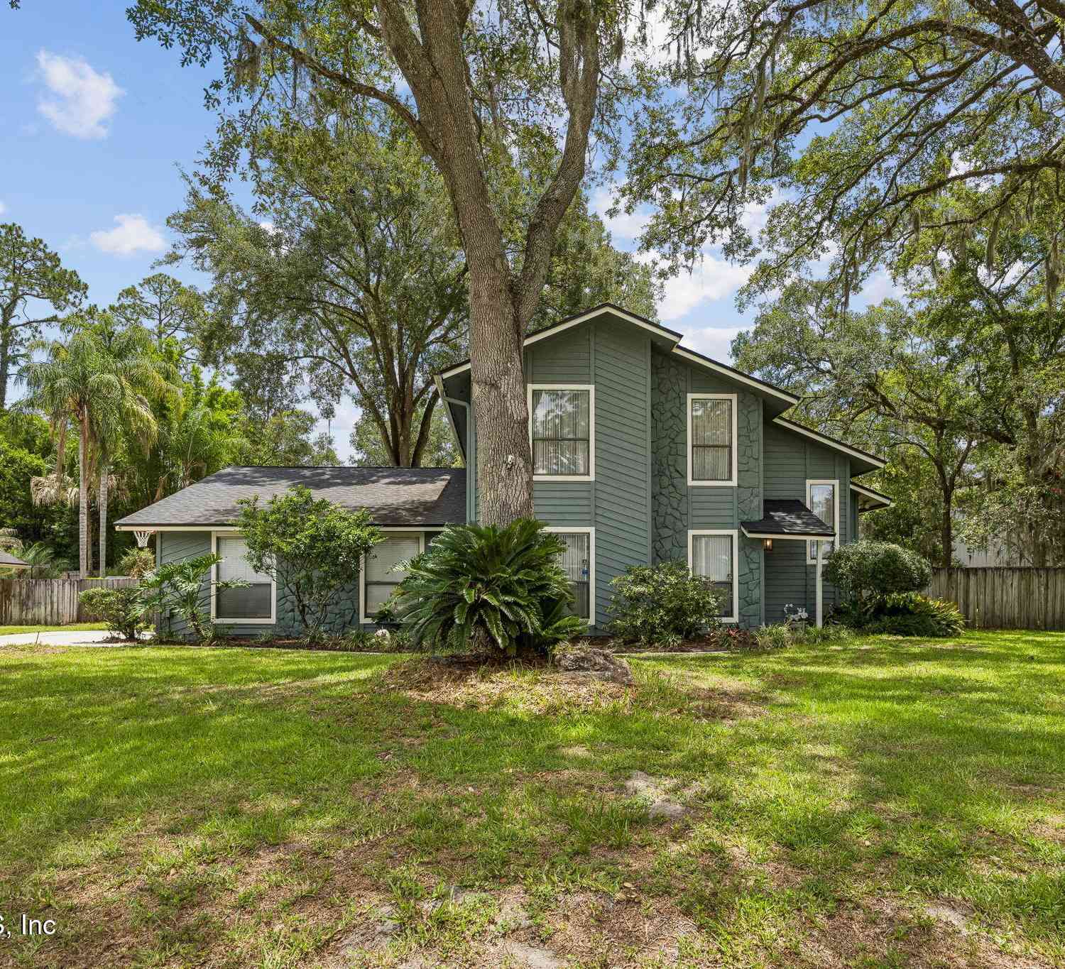 Homes For Sale - 11563 Sedgemoore Drive<br/> Jacksonville, FL 32223