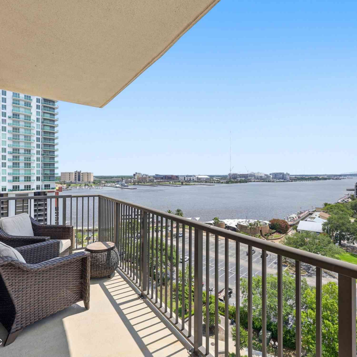 Condo For Rent - 1478 Riverplace Boulevard #1107<br/> Jacksonville, FL 32207