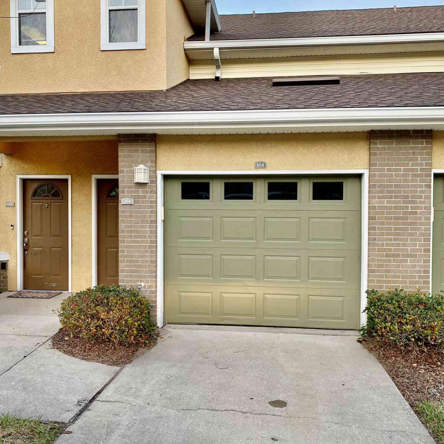 Townhouse For Rent - 5663 Greenland Road #304<br/> Jacksonville, FL 32258