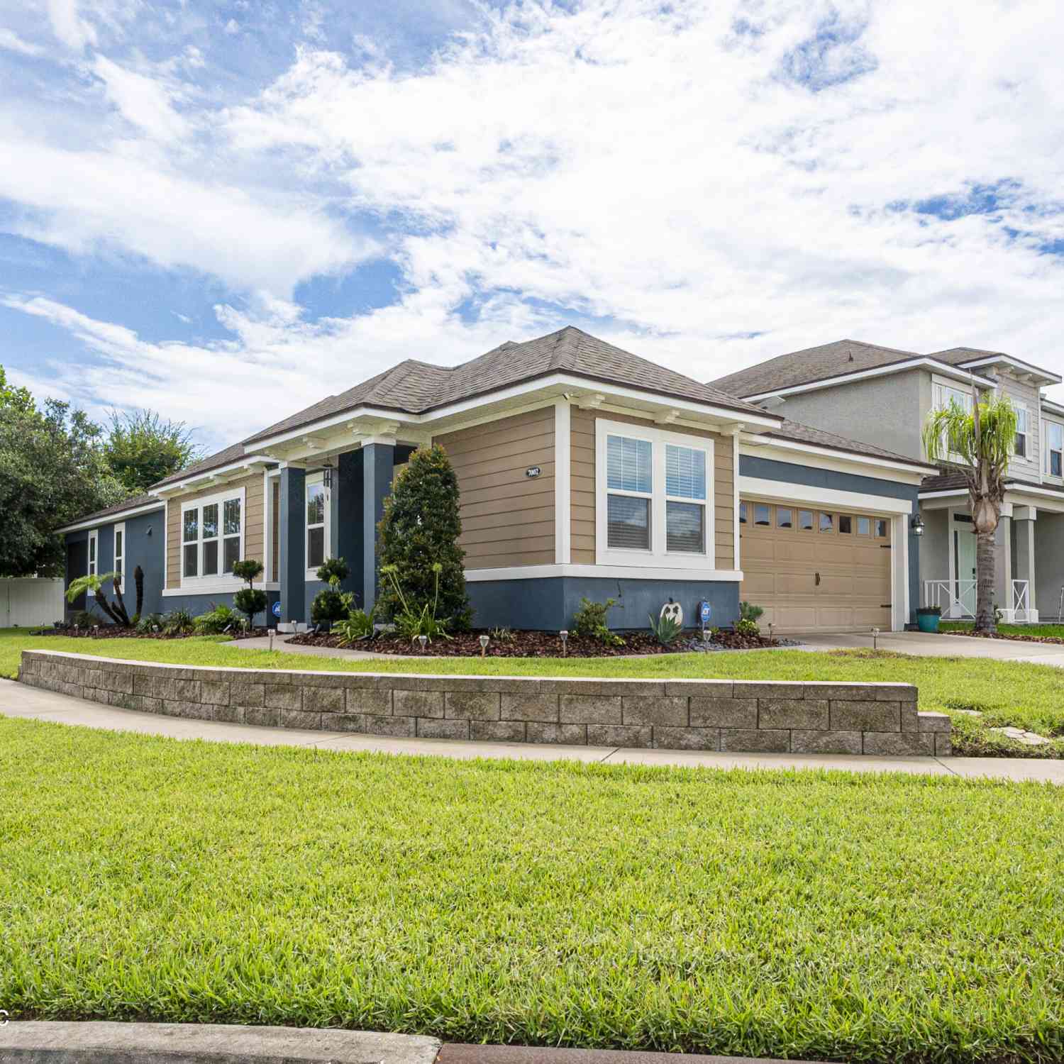 Homes For Sale - 7002 Azalea Grove Drive<br/> Jacksonville, FL 32258