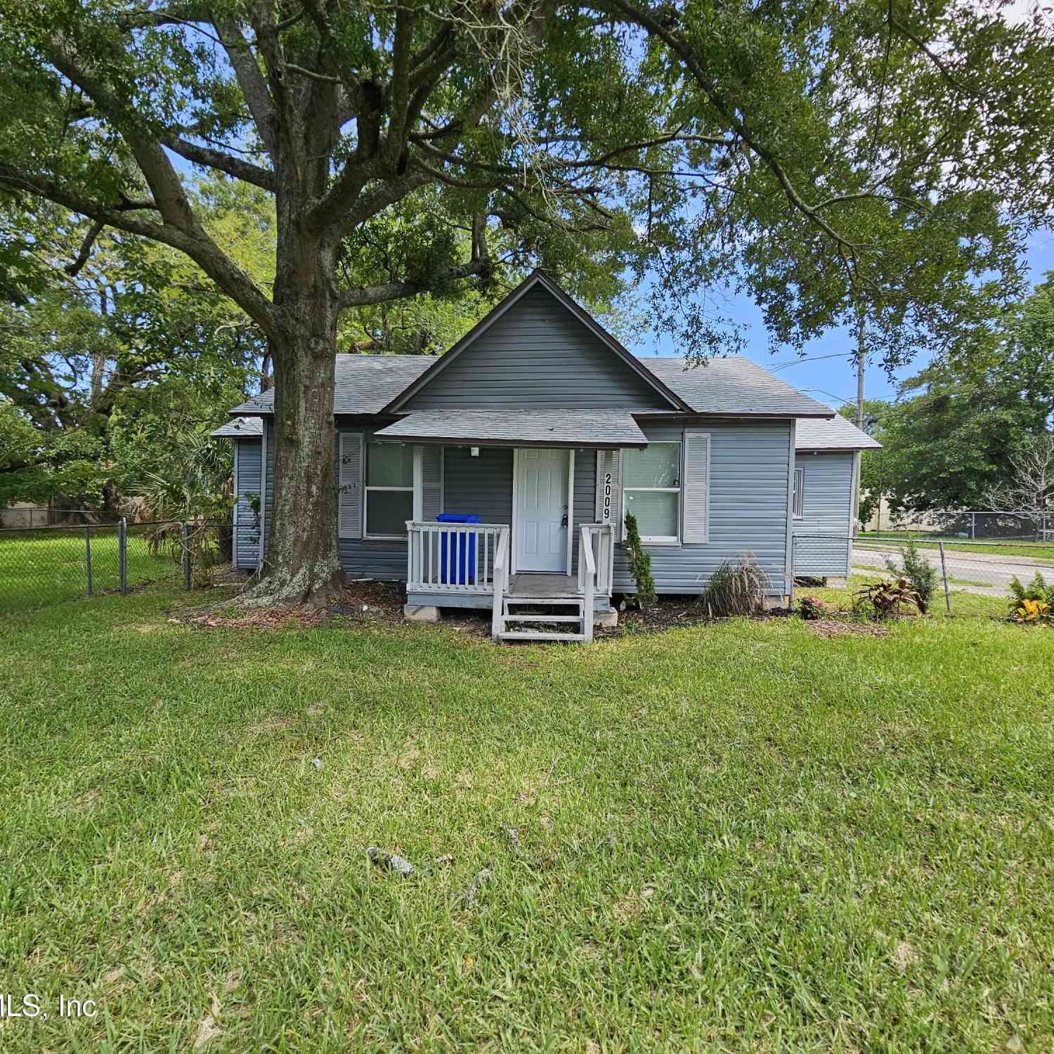 Homes For Rent - 2009 Almeda Street<br/> Duval County, Jacksonville, FL 32209
