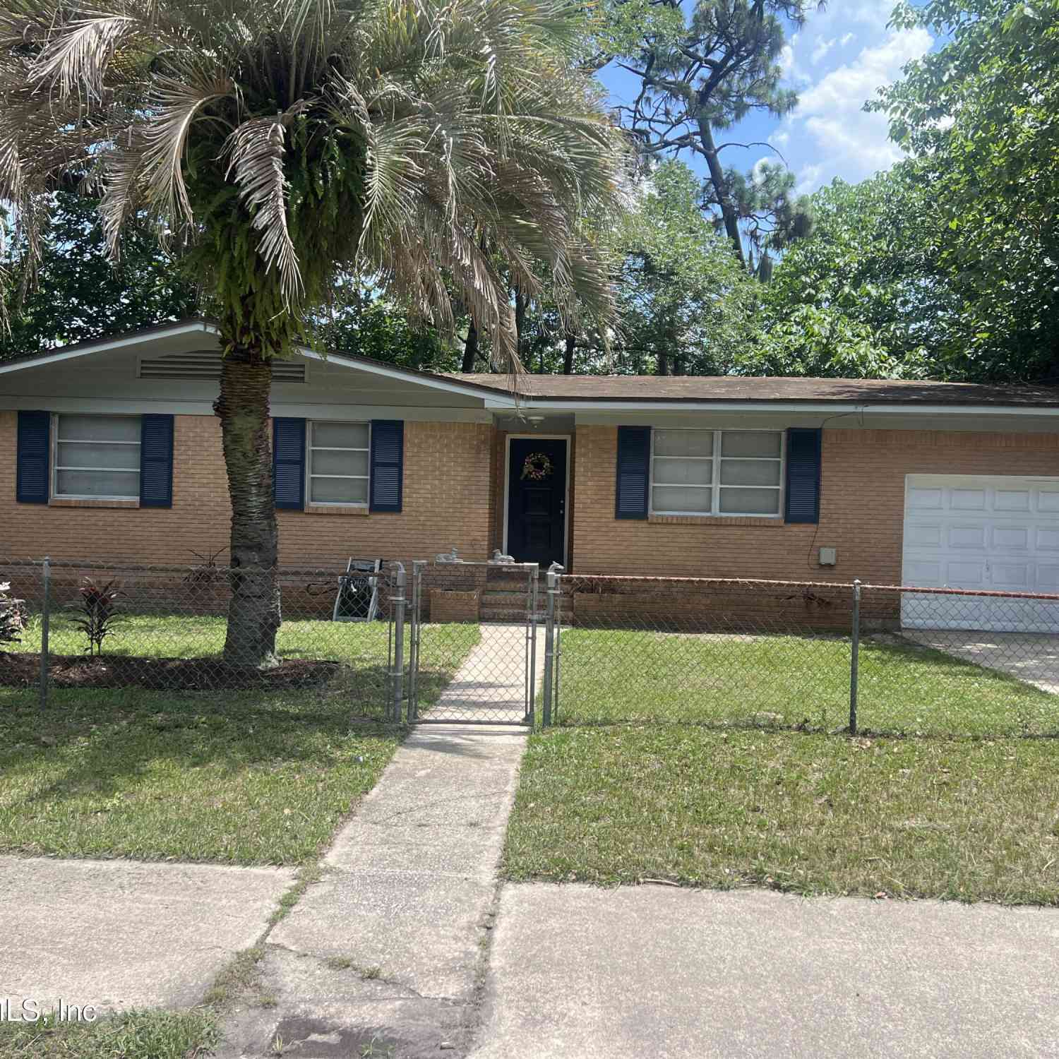 Homes For Sale - 8306 Eaton Avenue<br/> Duval County, Jacksonville, FL 32211