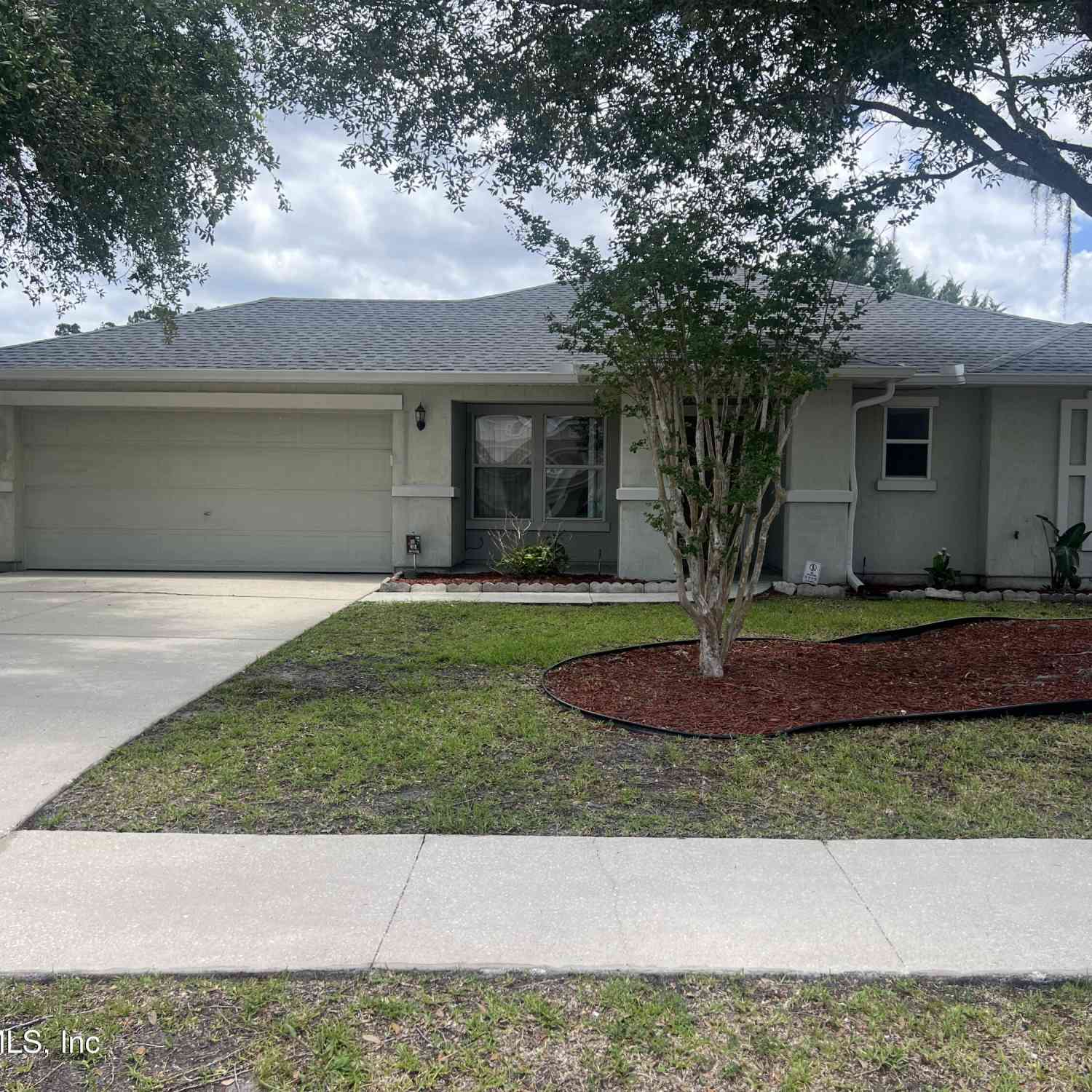 Homes For Sale - 9683 Hazel Lake Drive<br/> Duval County, Jacksonville, FL 32222