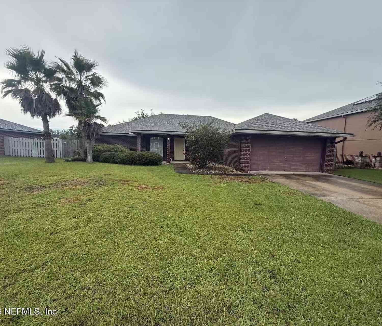 Homes For Sale - 1666 Avenger Lane<br/> Duval County, Jacksonville, FL 32221