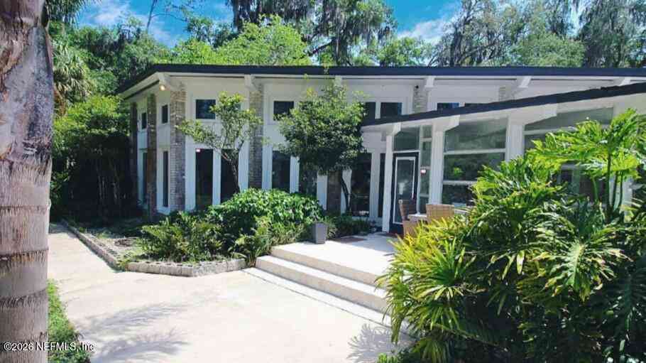 Homes For Sale - 118 Herja Acre Lane<br/> Palatka, FL 32177