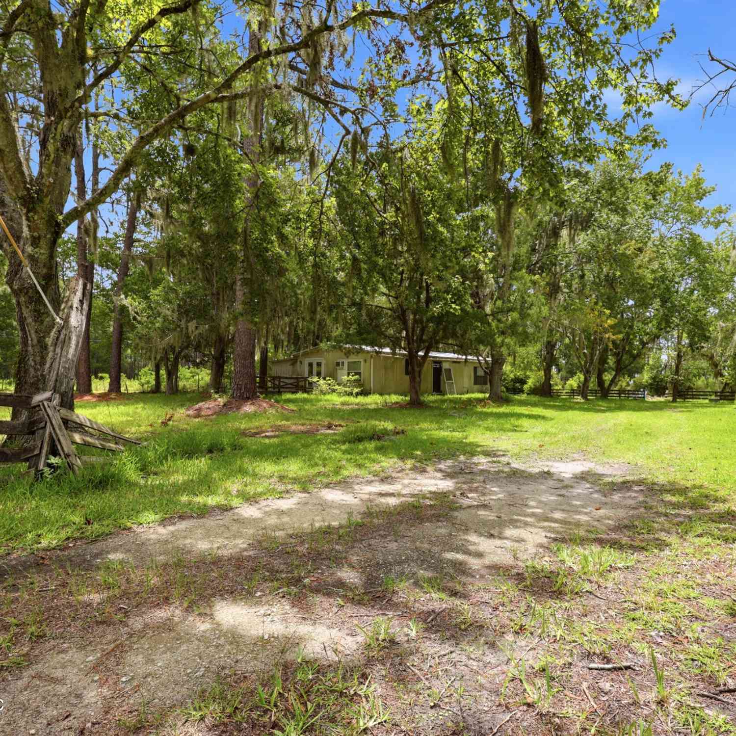 Vacant Land For Sale - 4274 SE 109th Street<br/> Bradford County, Starke, FL 32091