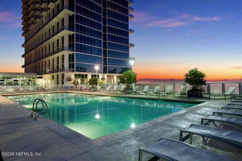 Condo For Sale - 150 E Robinson Street #817<br/> Orlando, FL 32801