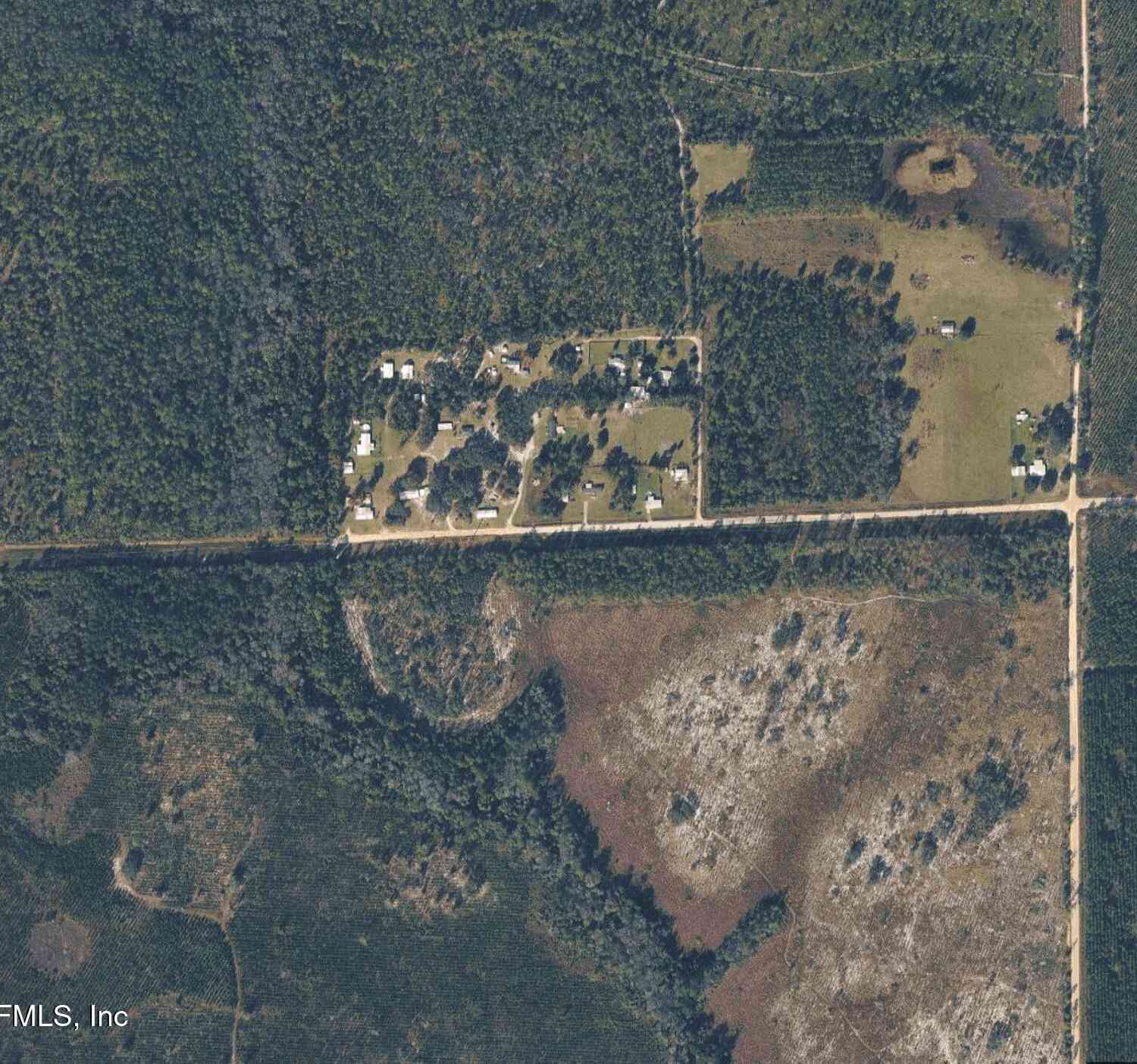 Homes For Sale - 590 Old Starke Road<br/> Palatka, FL 32177