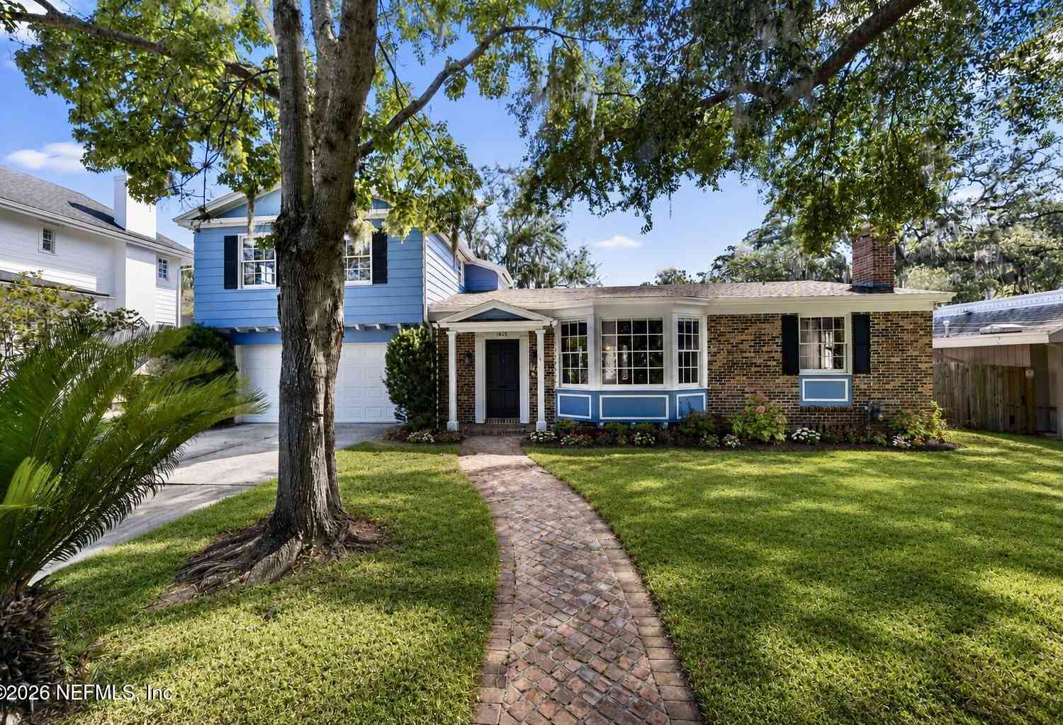 Homes For Sale - 1825 Elizabeth Place<br/> Jacksonville, FL 32205
