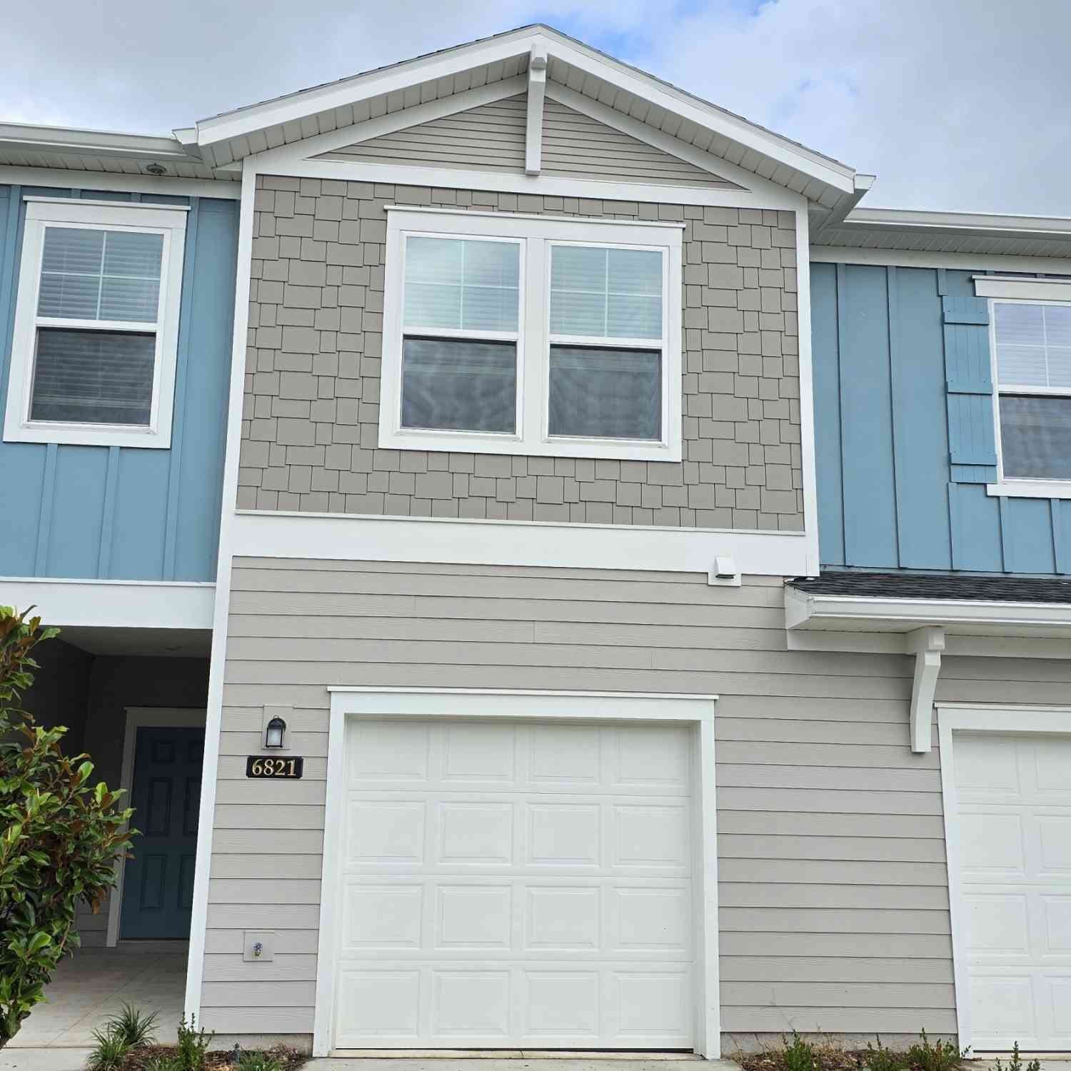 Townhouse For Rent - 6821 Gable Grove Avenue<br/> Jacksonville, FL 32217