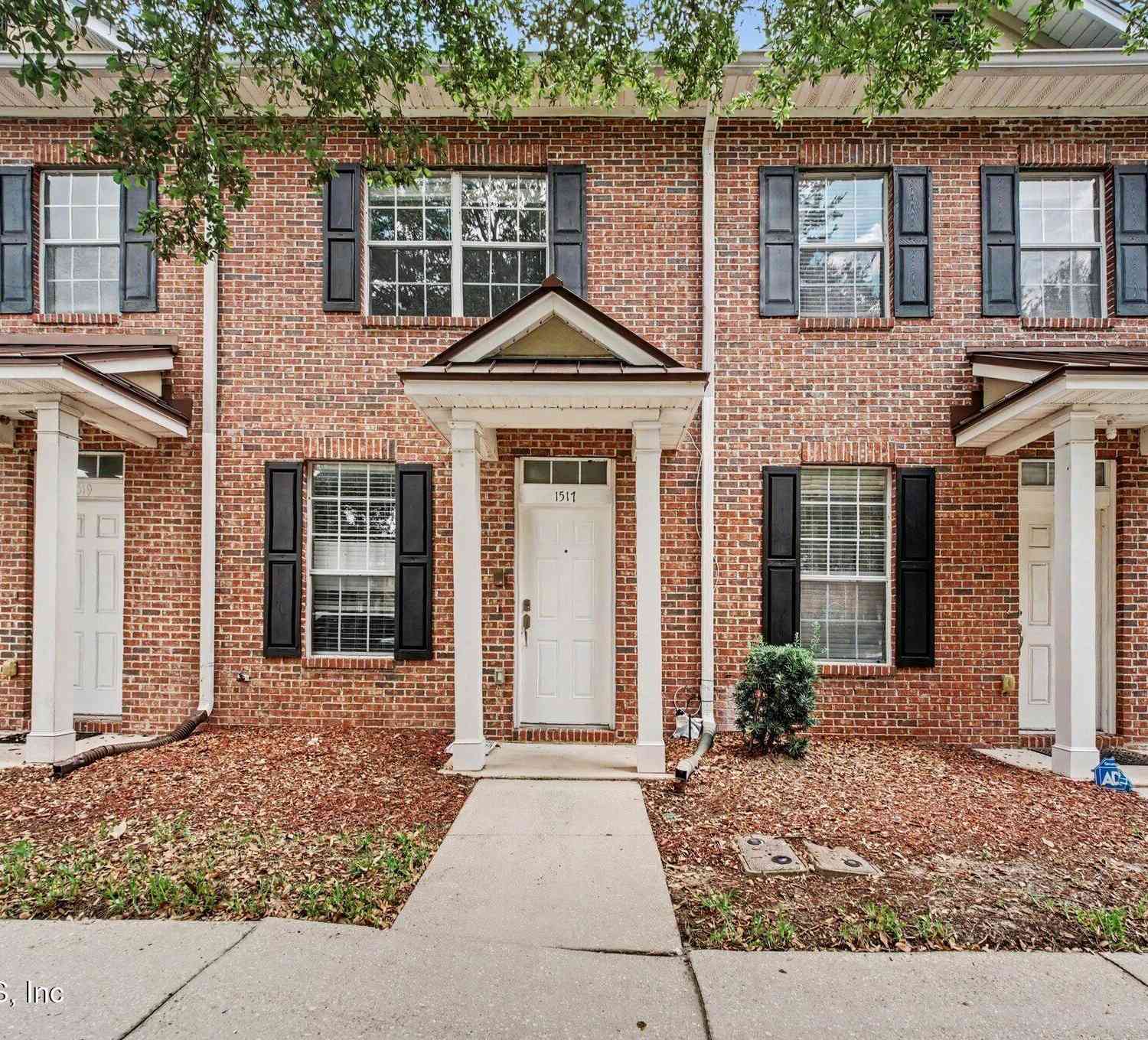 Townhouse For Sale - 1517 Fieldview Drive<br/> Jacksonville, FL 32225