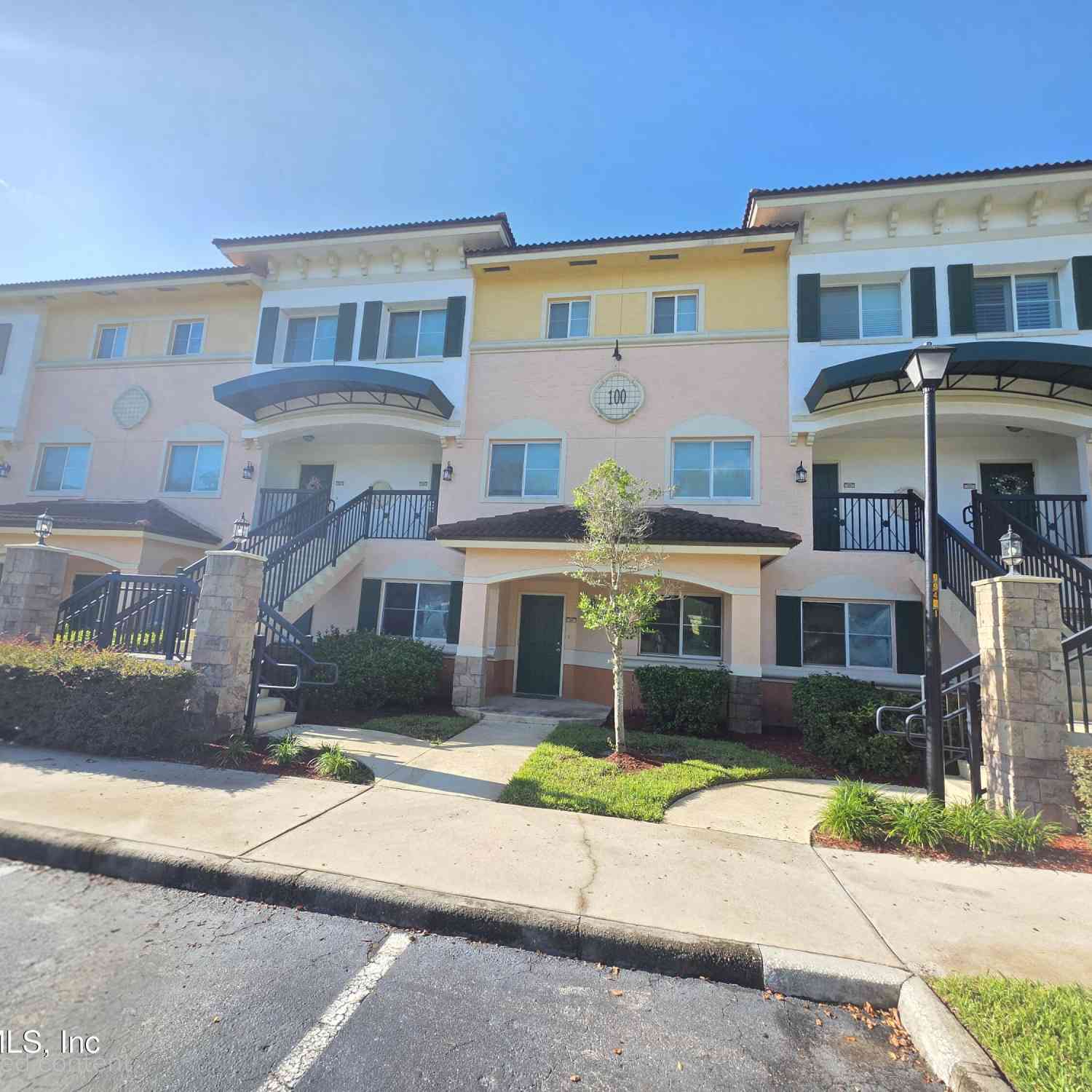 Condo For Sale - 9745 Touchton Road #102<br/> Jacksonville, FL 32246