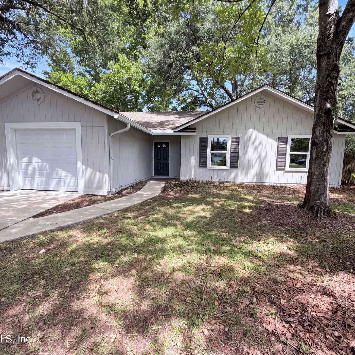 Homes For Sale - 1832 Blarney Circle<br/> Middleburg, FL 32068