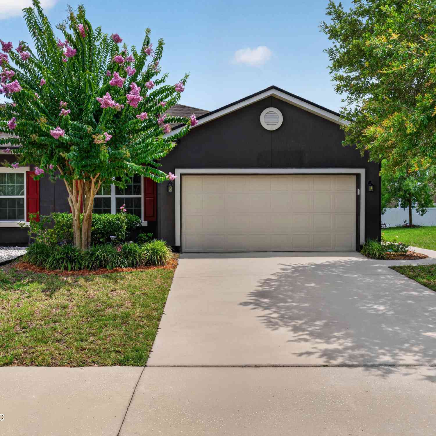 Townhouse For Sale - 2378 Caney Oaks Drive<br/> Jacksonville, FL 32218