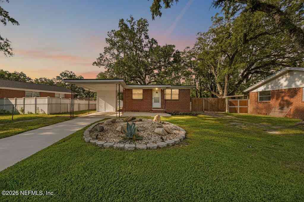Homes For Sale - 5248 Royce Ave Avenue<br/> Jacksonville, FL 32205