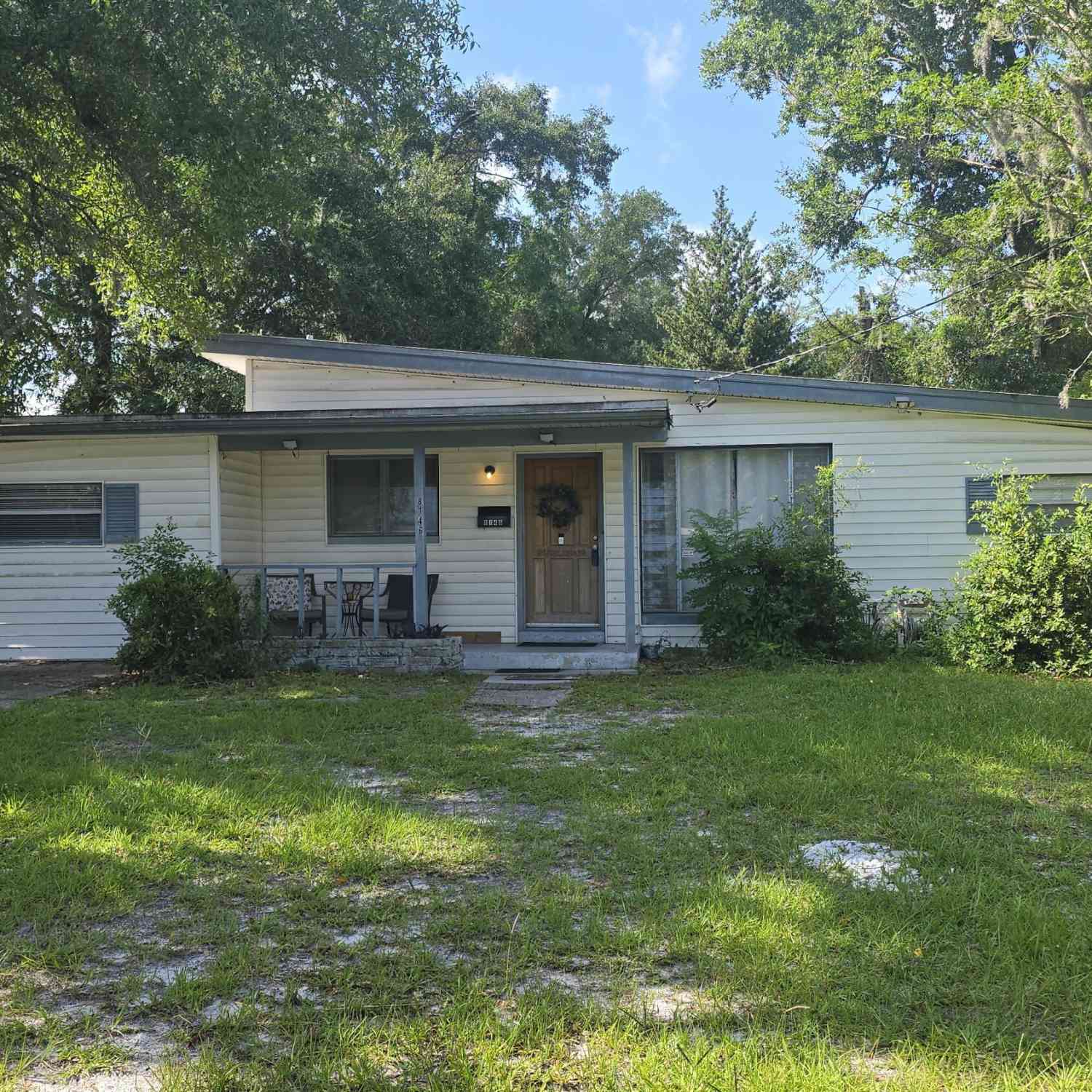 Homes For Sale - 8146 La Marne Drive<br/> Duval County, Jacksonville, FL 32221