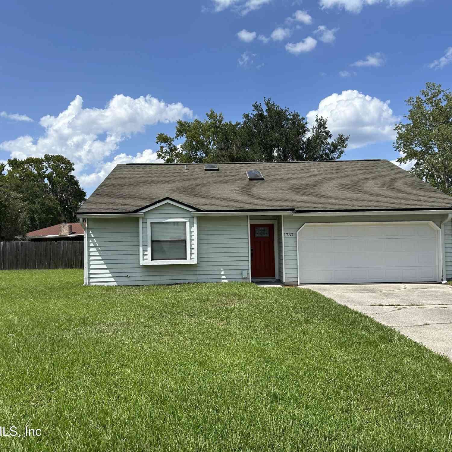 Homes For Sale - 1737 Largo Court<br/> Middleburg, FL 32068