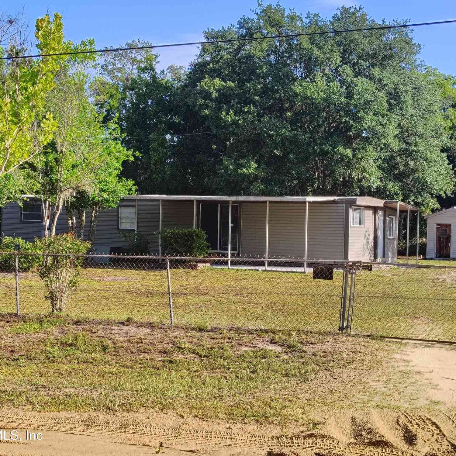 Mobile Home For Sale - 116 Claudia Street<br/> Putnam County, Interlachen, FL 32148