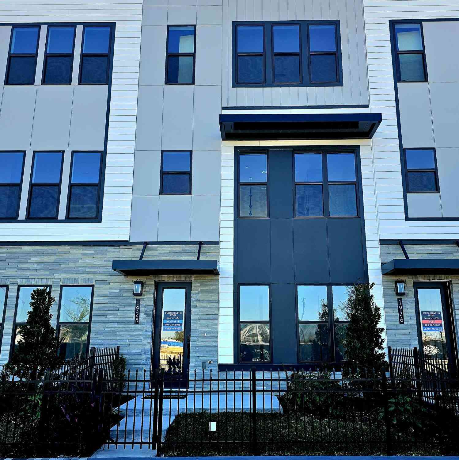 Townhouse For Sale - 1908 Redington Street<br/> Duval County, Jacksonville, FL 32207