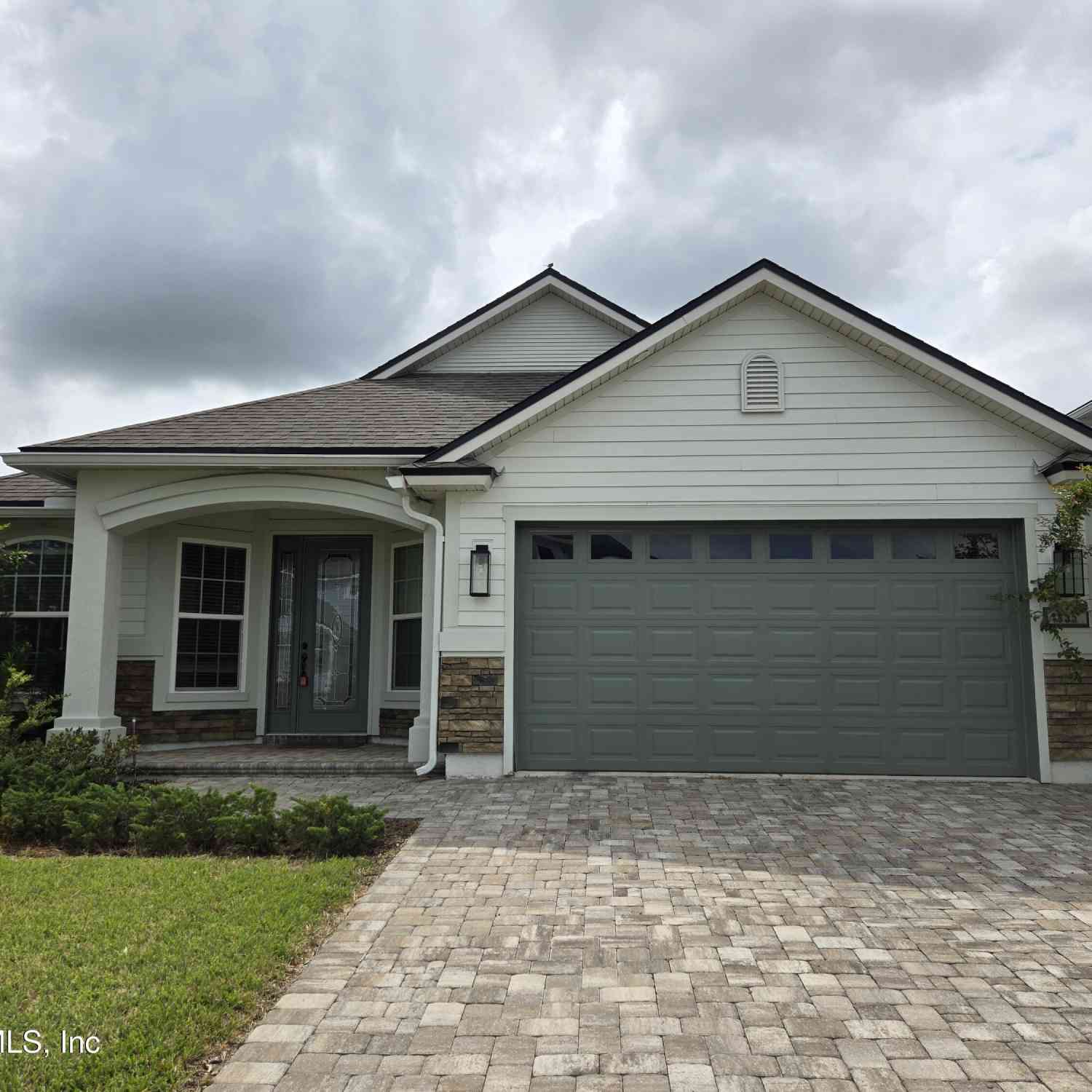 Homes For Rent - 835 Silver Pine Drive<br/> Saint Johns County, Saint Augustine, FL 32092