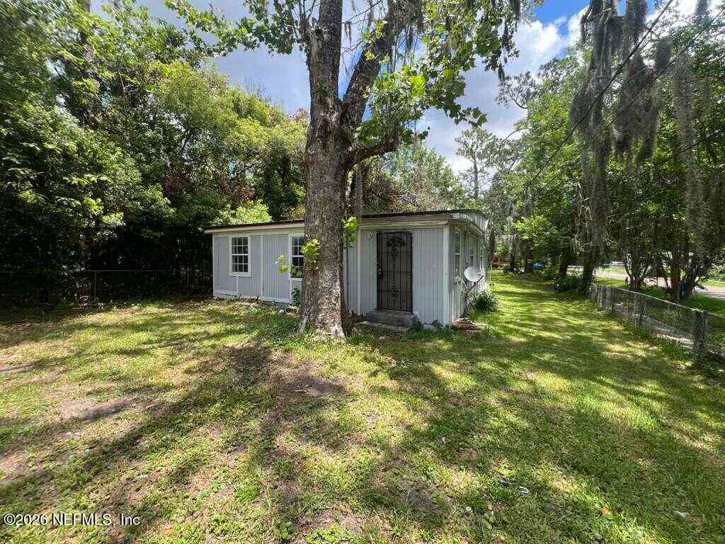 Homes For Sale - 8903 Washington Avenue<br/> Jacksonville, FL 32208