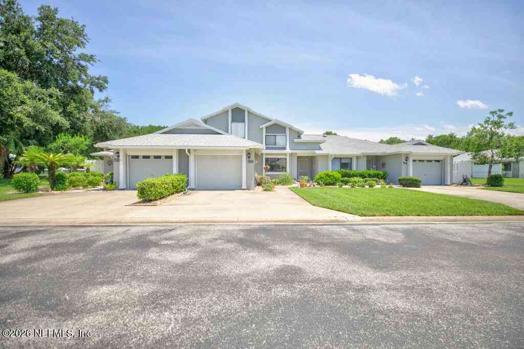 Townhouse For Sale - 56 Lake Forest Place<br/> Flagler County, Palm Coast, FL 32137