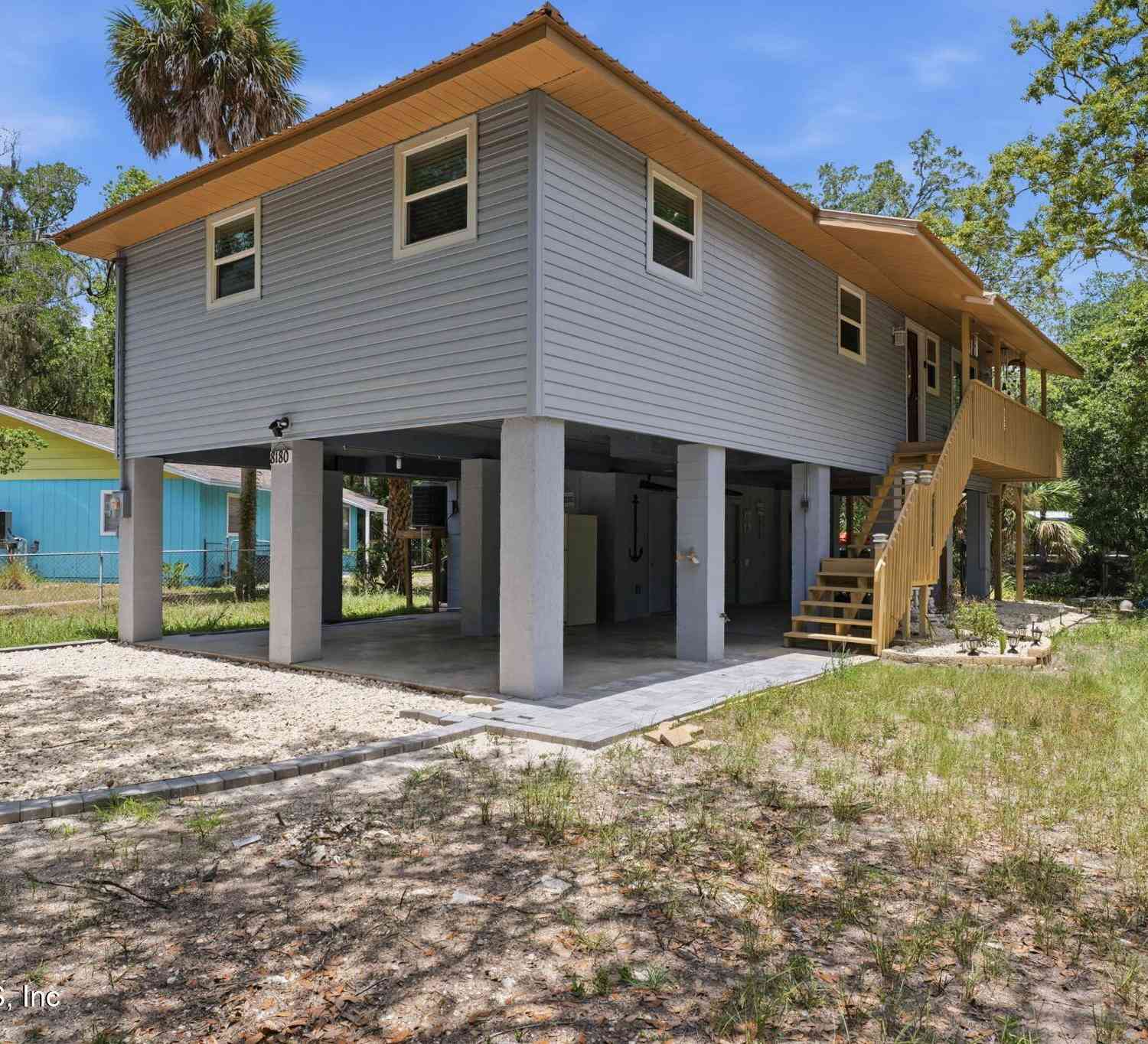 Homes For Sale - 8180 Anchor Point Drive<br/> Hernando County, Weeki Wachee, FL 34607