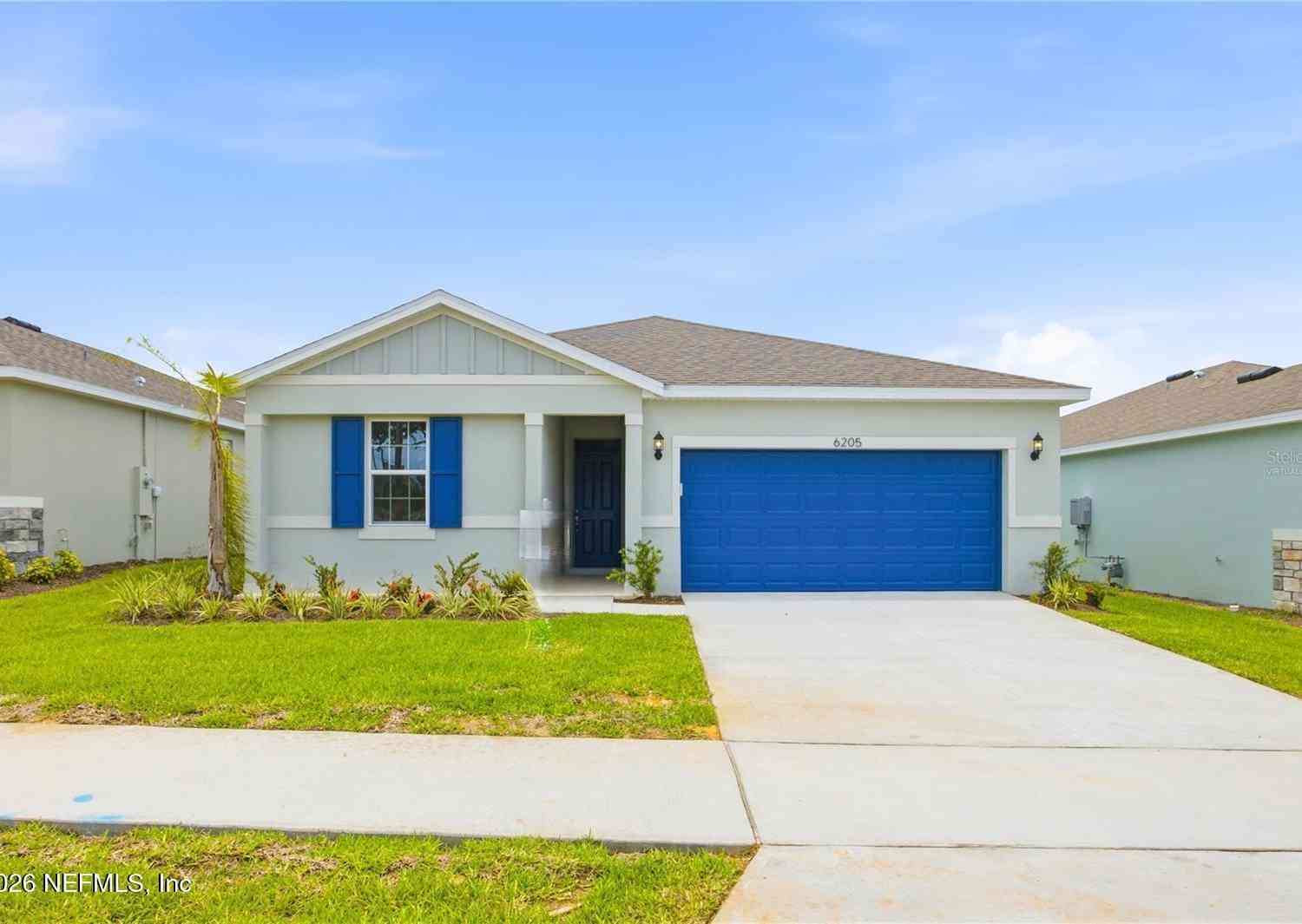 Homes For Sale - 6205 Sanders Grove Circle #1<br/> Lake County, Okahumka, FL 34762