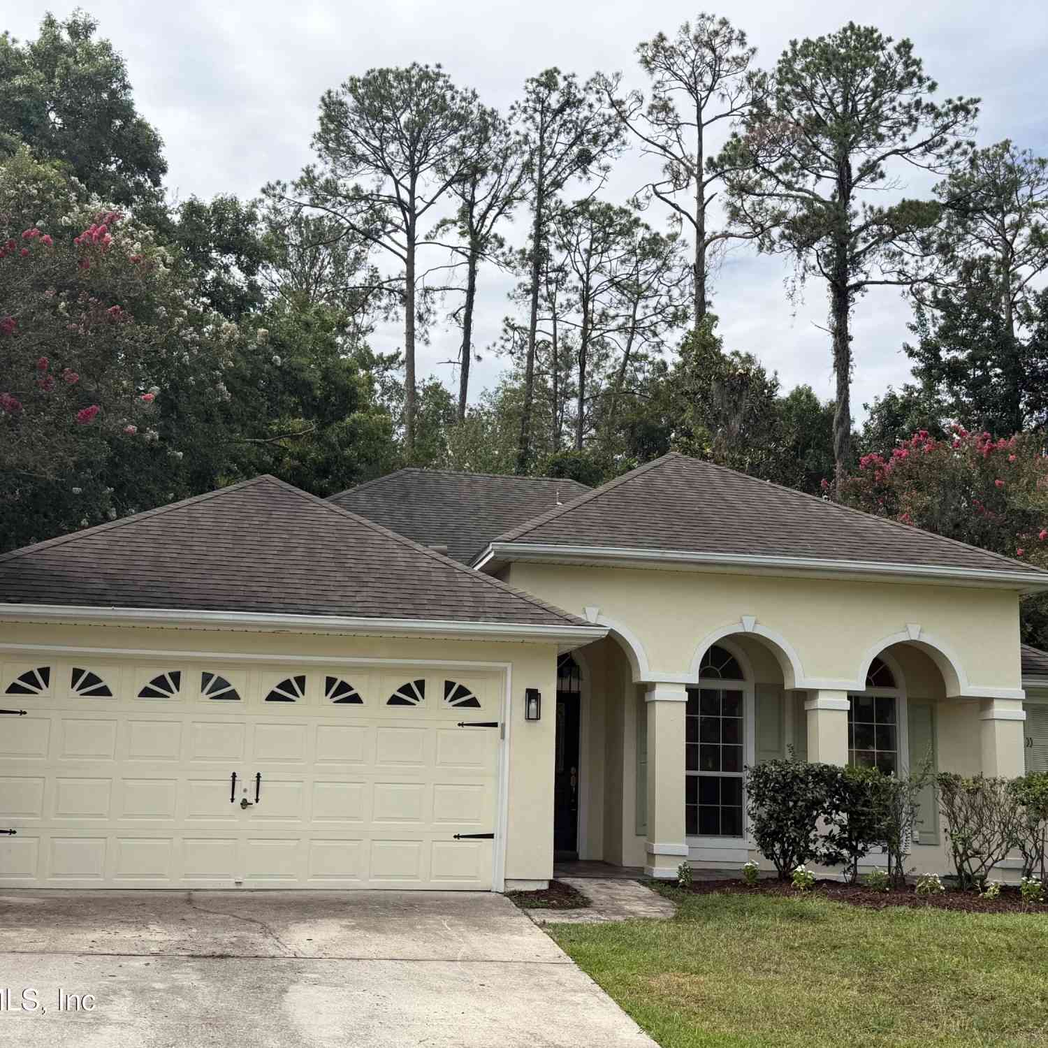 Homes For Sale - 1523 Blue Heron Court<br/> FlemingKey, FL 32003