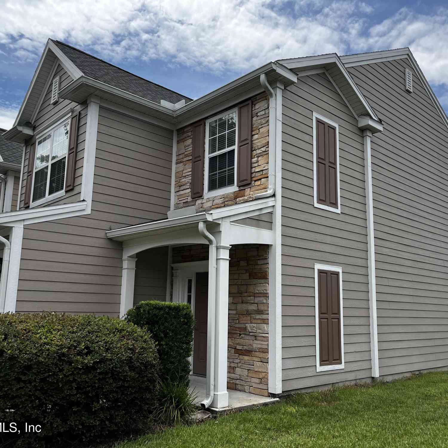 Townhouse For Rent - 7180 Stonelion Circle<br/> Duval County, Jacksonville, FL 32256