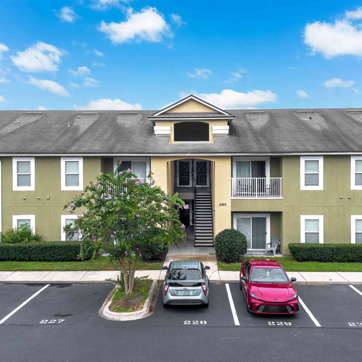 Condo For Rent - 6925 Ortega Woods Drive #4-14<br/> Duval County, Jacksonville, FL 32244