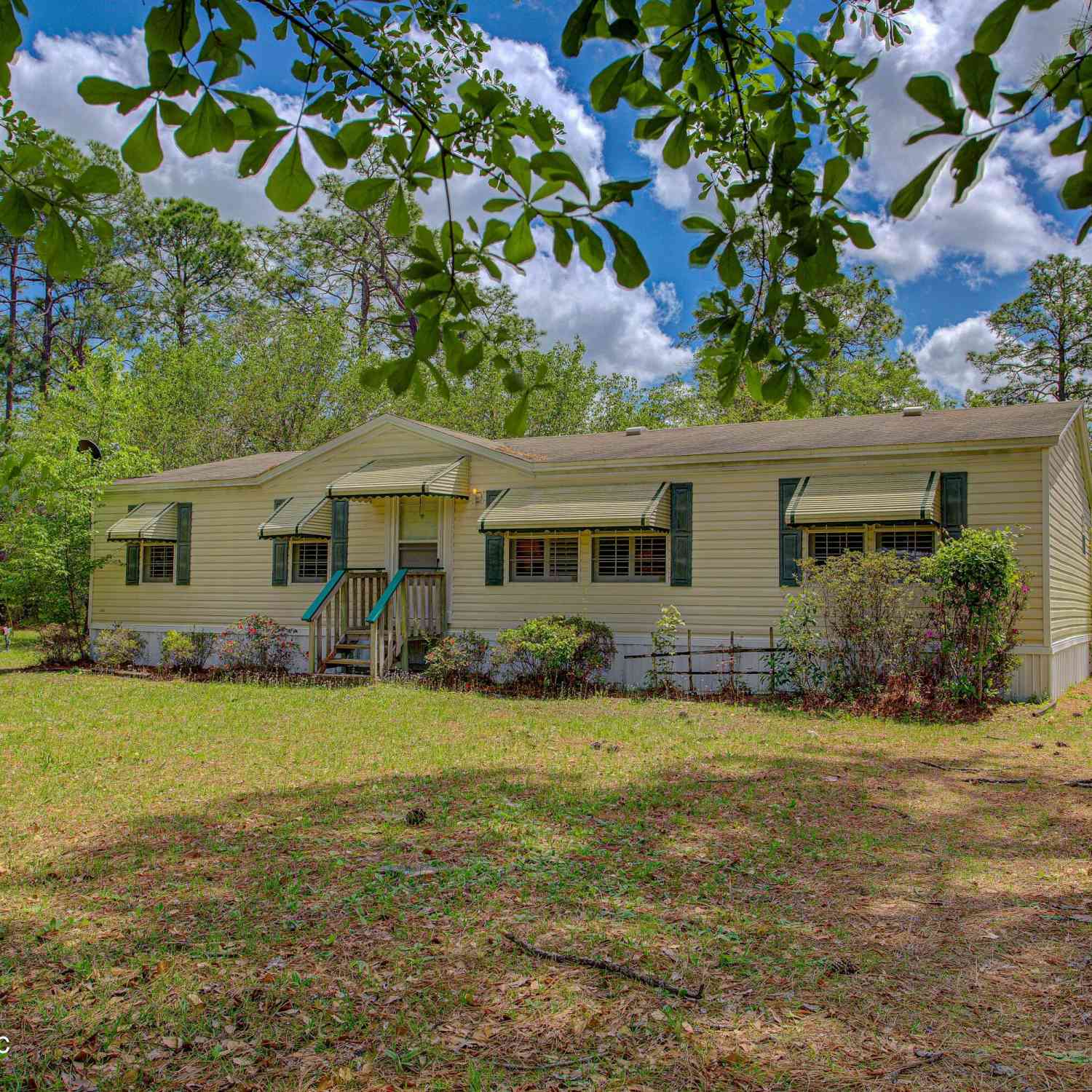 Mobile Home For Sale - 28050 Roundup Place<br/> Nassau County, Hilliard, FL 32046