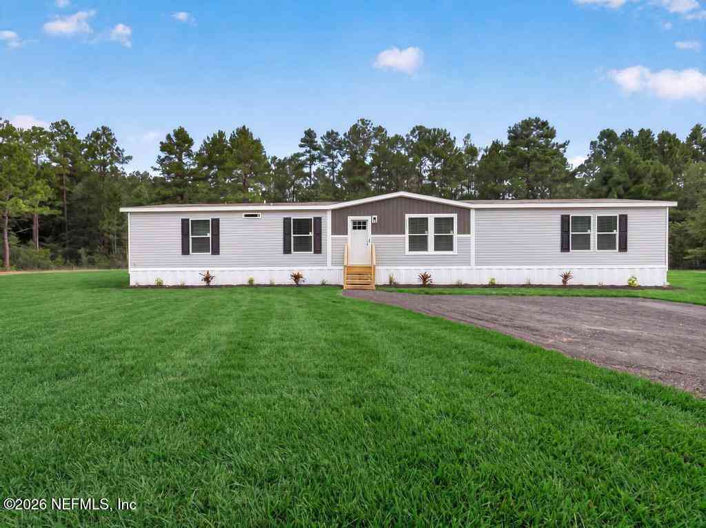 Mobile Home For Sale - 28122 Trinity Lane<br/> Nassau County, Hilliard, FL 32046