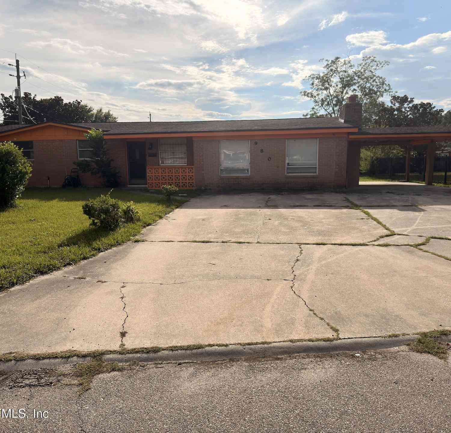 Homes For Sale - 9806 Priory Avenue<br/> Jacksonville, FL 32208