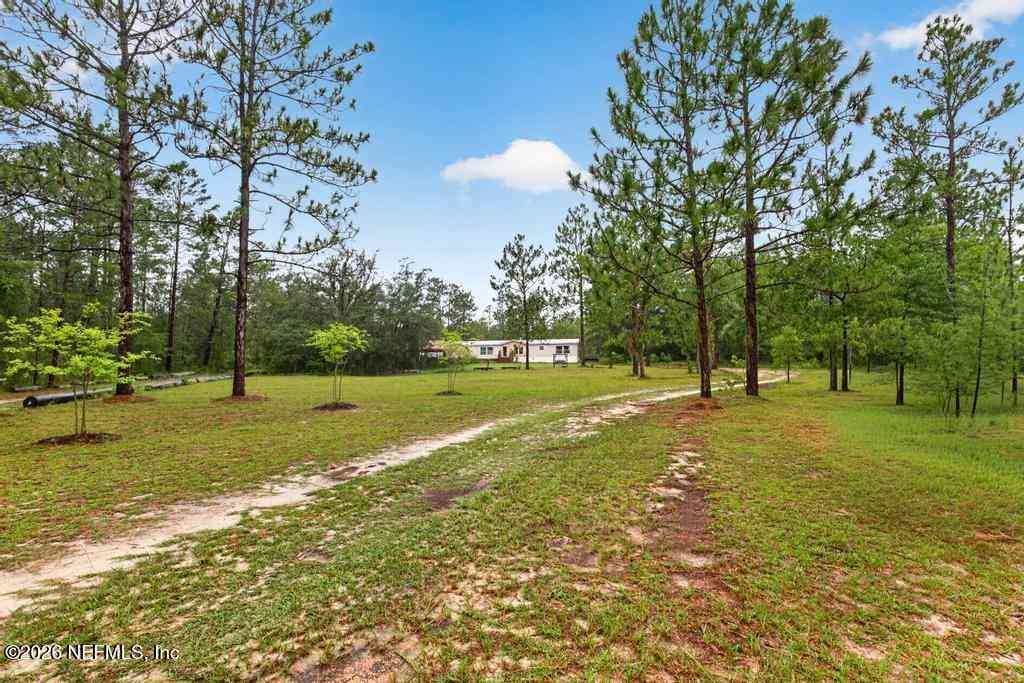 Mobile Home For Sale - 197 Melrose Landing Drive<br/> Putnam County, Heathrow, FL 32640