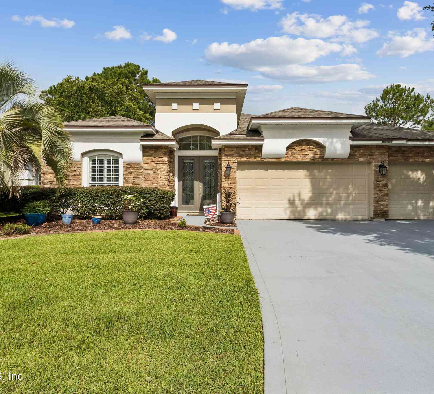 Homes For Sale - 85101 Sagaponack Drive<br/> Fernandina Beach, FL 32034