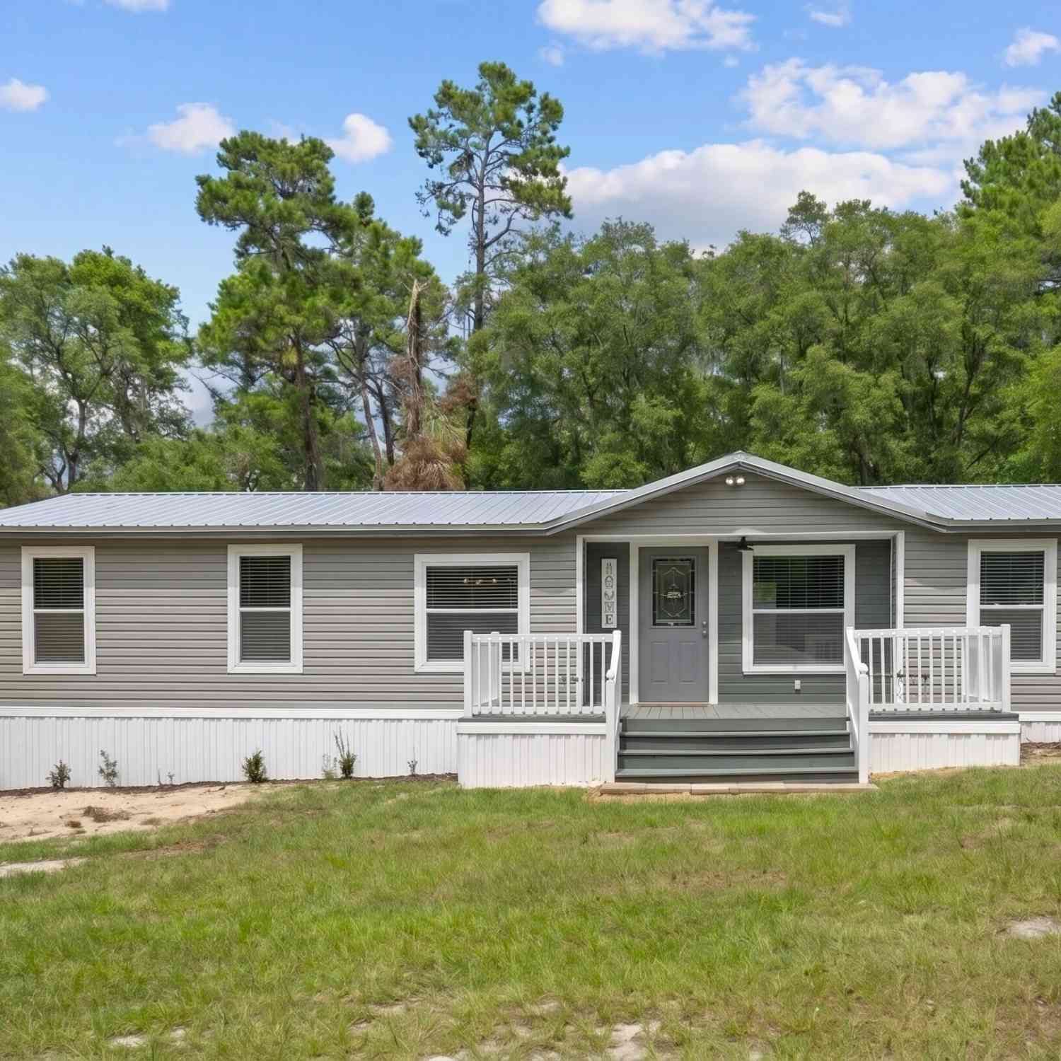 Mobile Home For Sale - 408 Rhode Island Avenue<br/> Putnam County, Satsuma, FL 32189