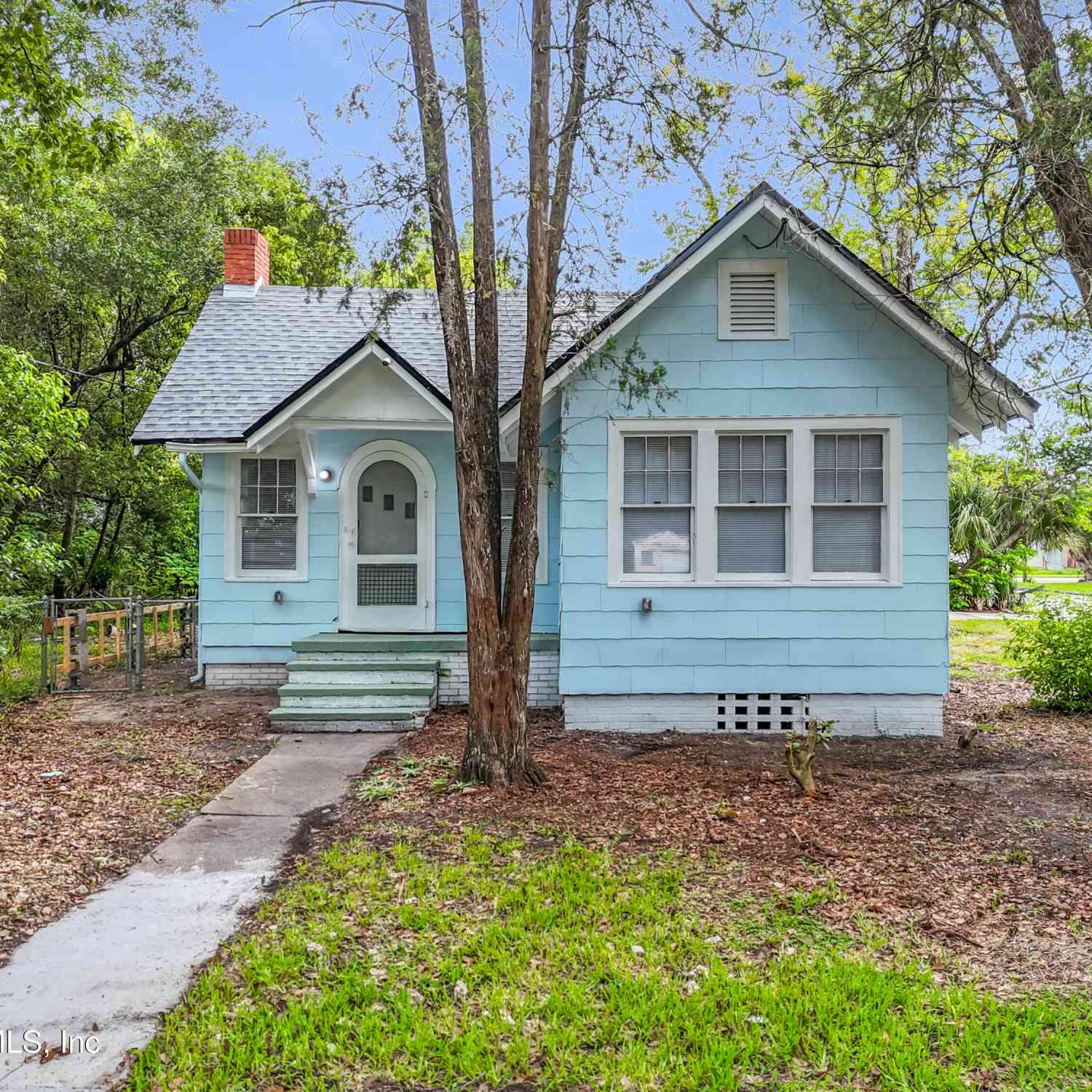 Homes For Sale - 153 E 43rd Street<br/> Jacksonville, FL 32208