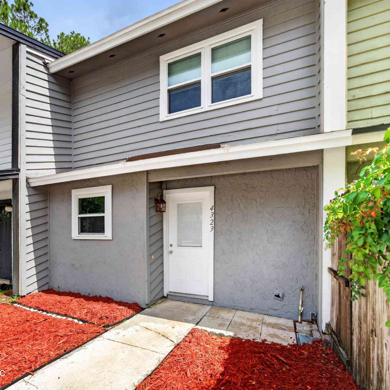 Townhouse For Sale - 4323 Windergate Drive<br/> Duval County, Jacksonville, FL 32257