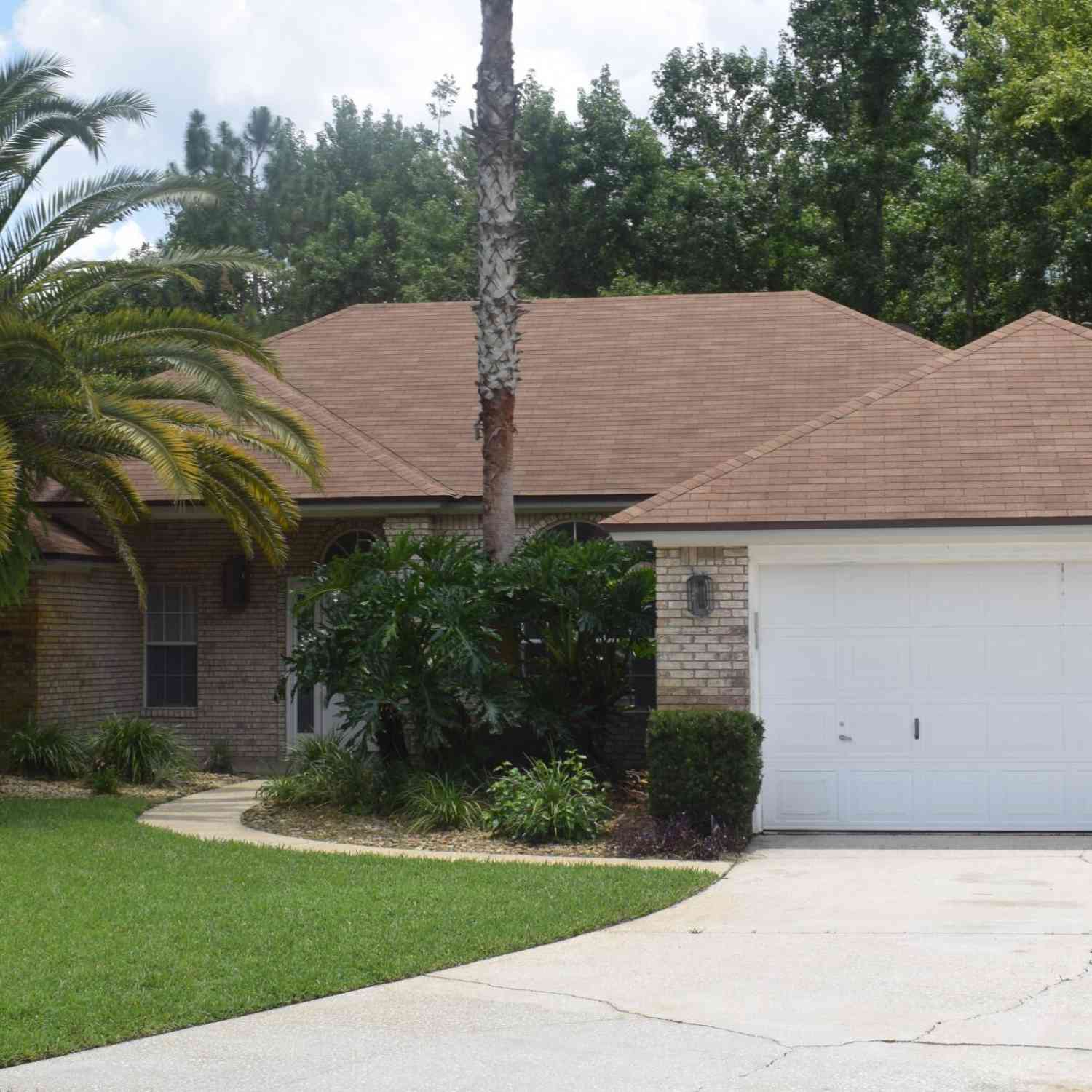 Homes For Sale - 1315 Running Brook Court<br/> Duval County, Jacksonville, FL 32225