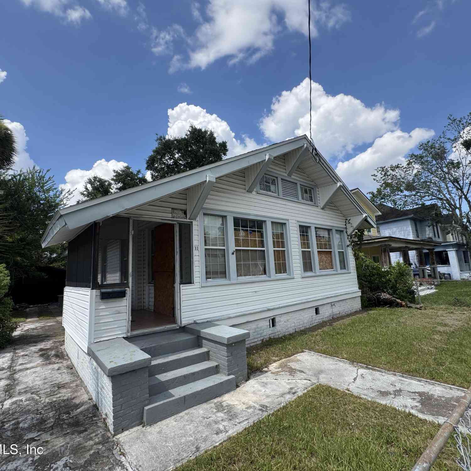 Homes For Sale - 33 E 18th Street<br/> Jacksonville, FL 32206