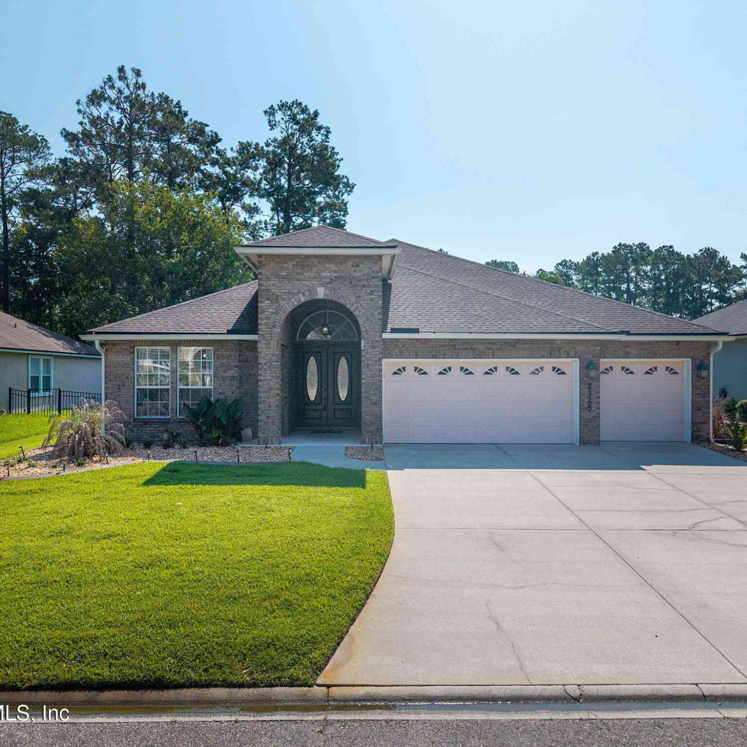 Homes For Sale - 2325 Links Drive<br/> FlemingKey, FL 32003